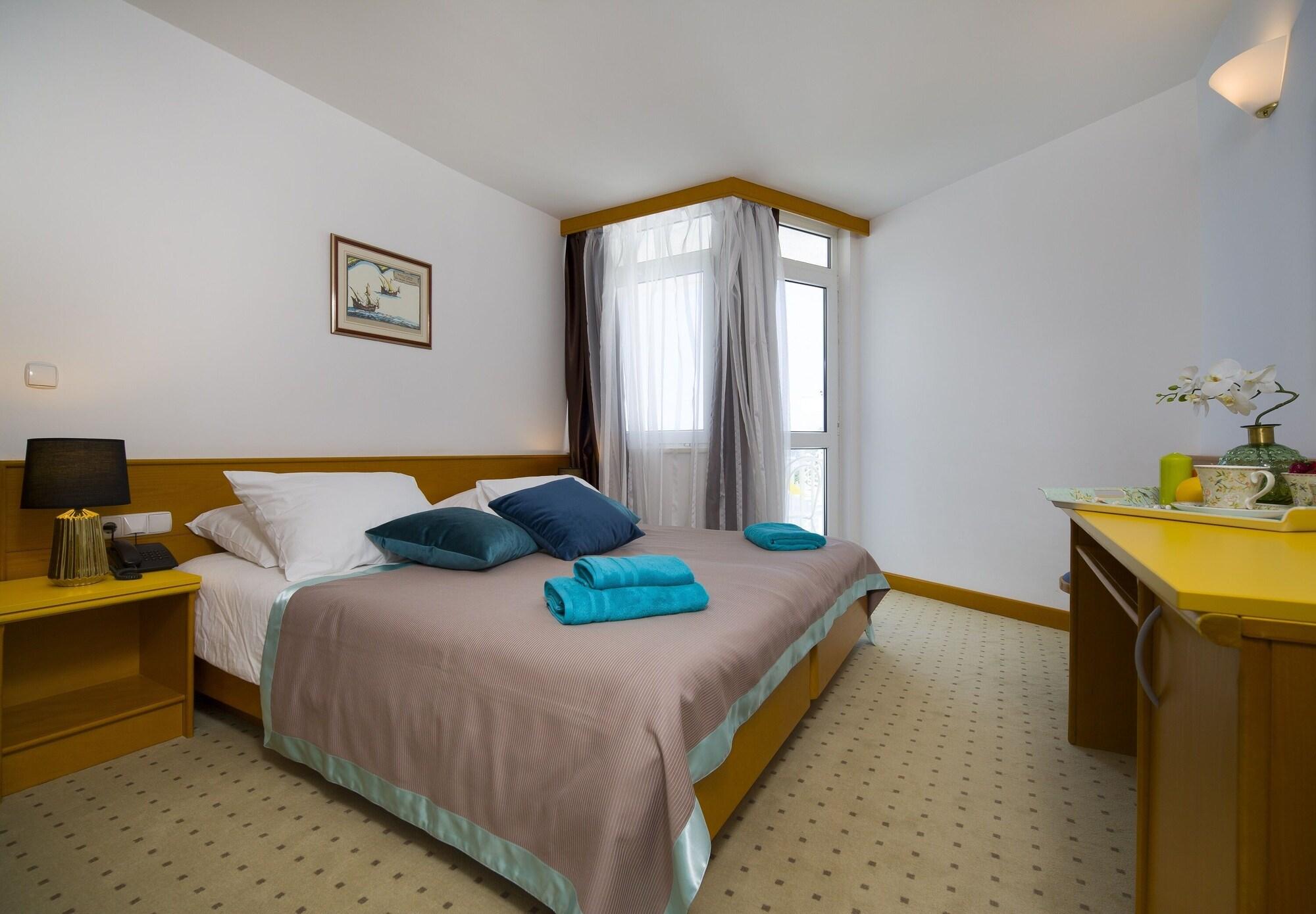 Hotel Labineca Gradac  Eksteriør bilde